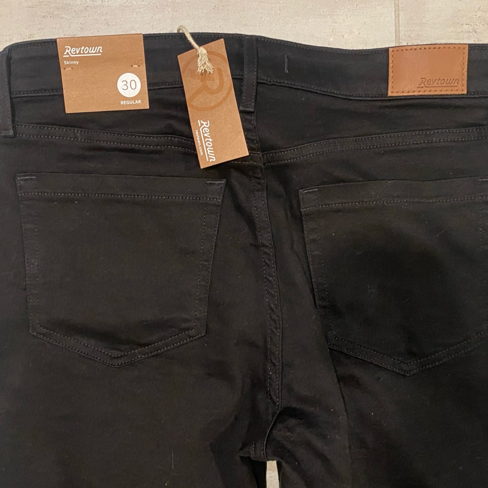 Revtown NWT Skinny Jet Black Size 30 Jeans